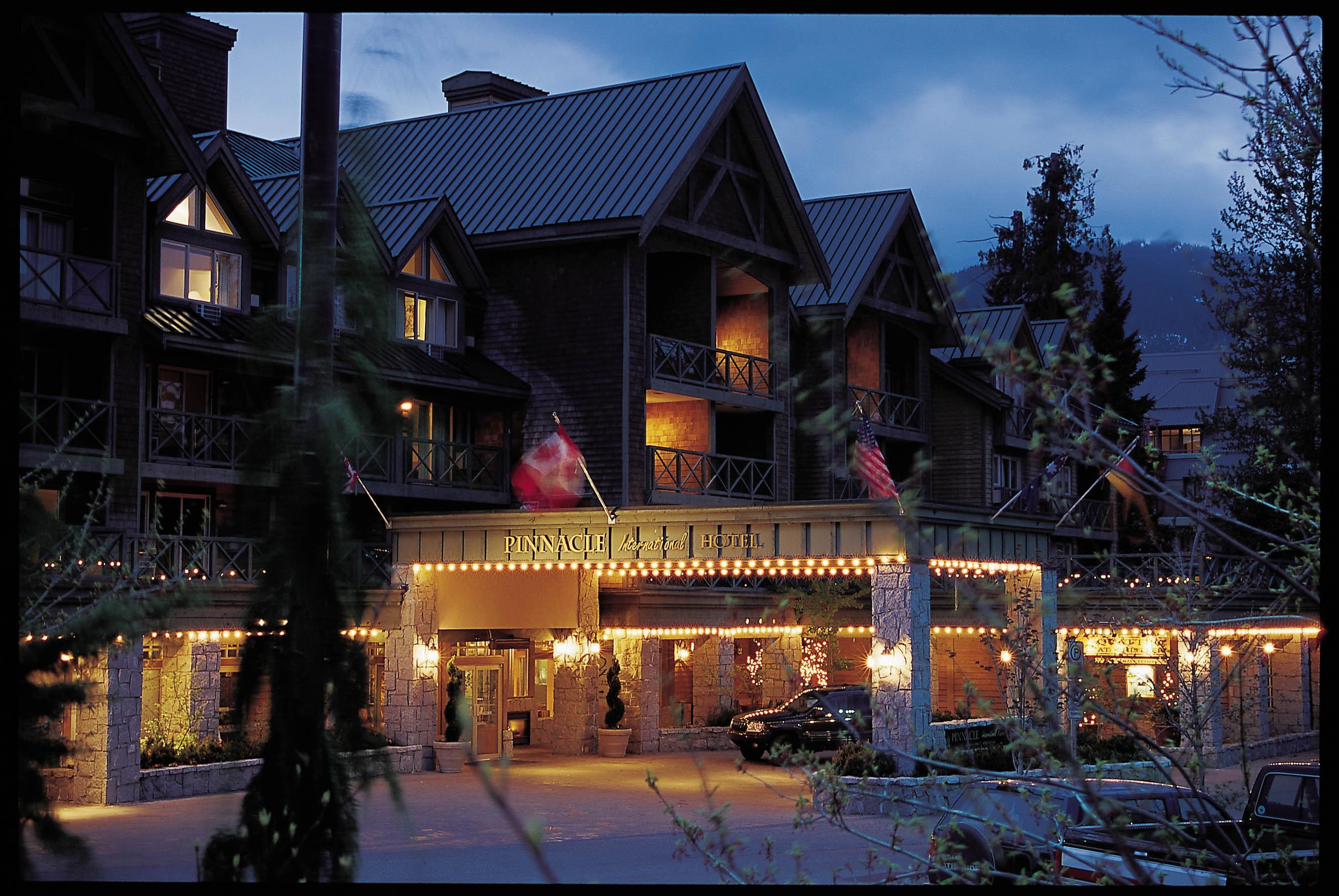 Pinnacle Hotel Whistler Dış mekan fotoğraf