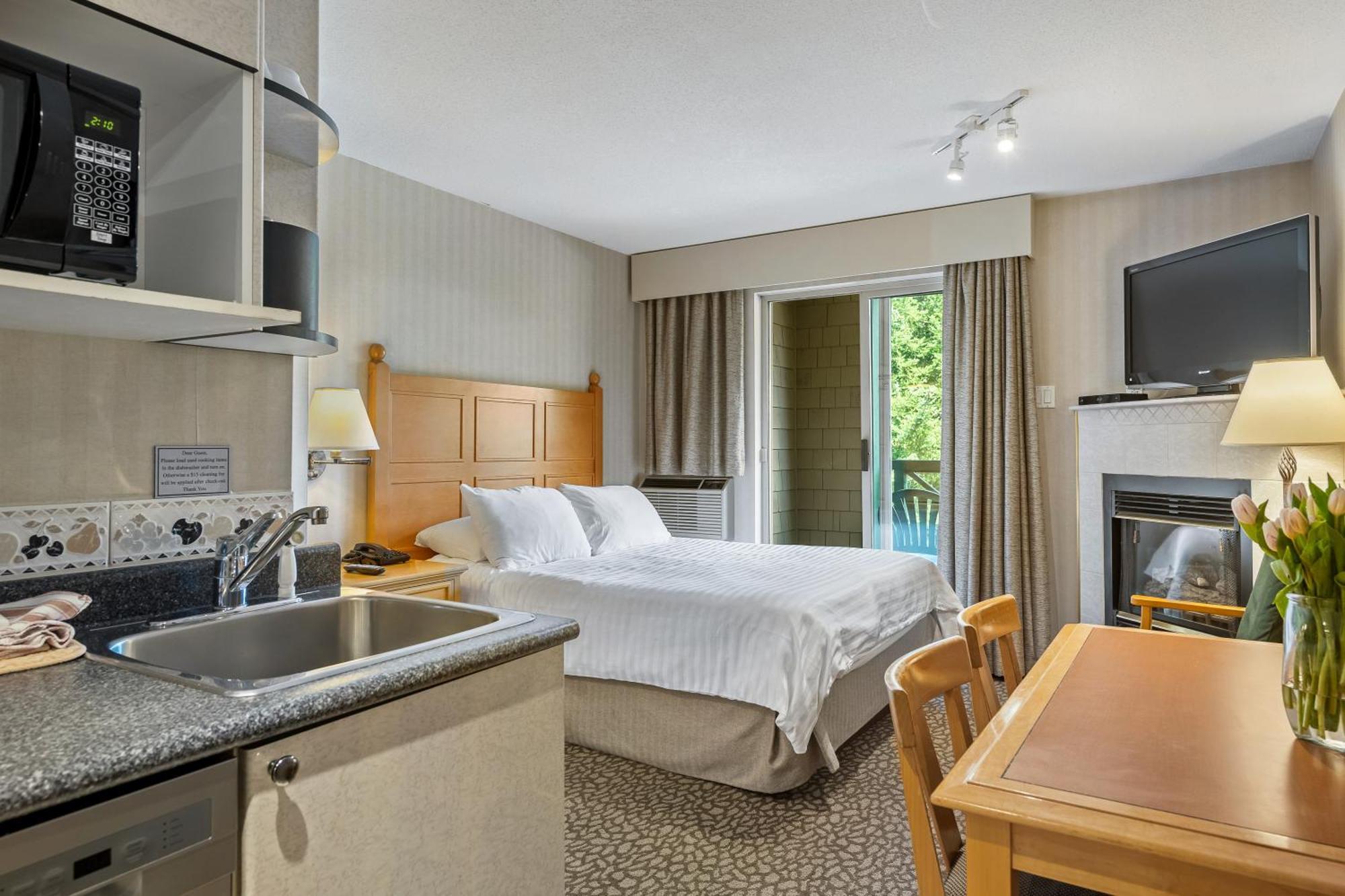 Pinnacle Hotel Whistler Oda fotoğraf
