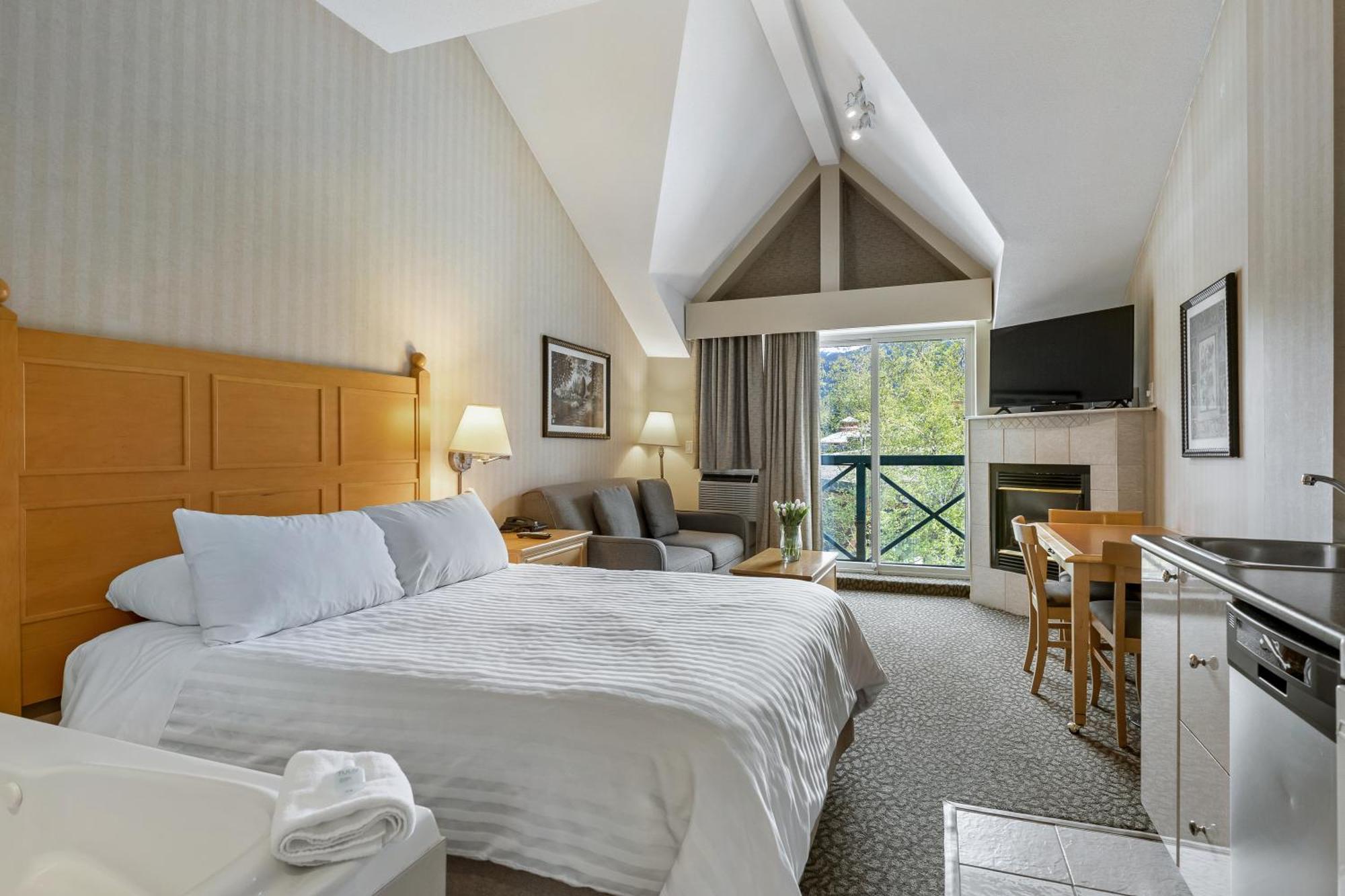 Pinnacle Hotel Whistler Dış mekan fotoğraf