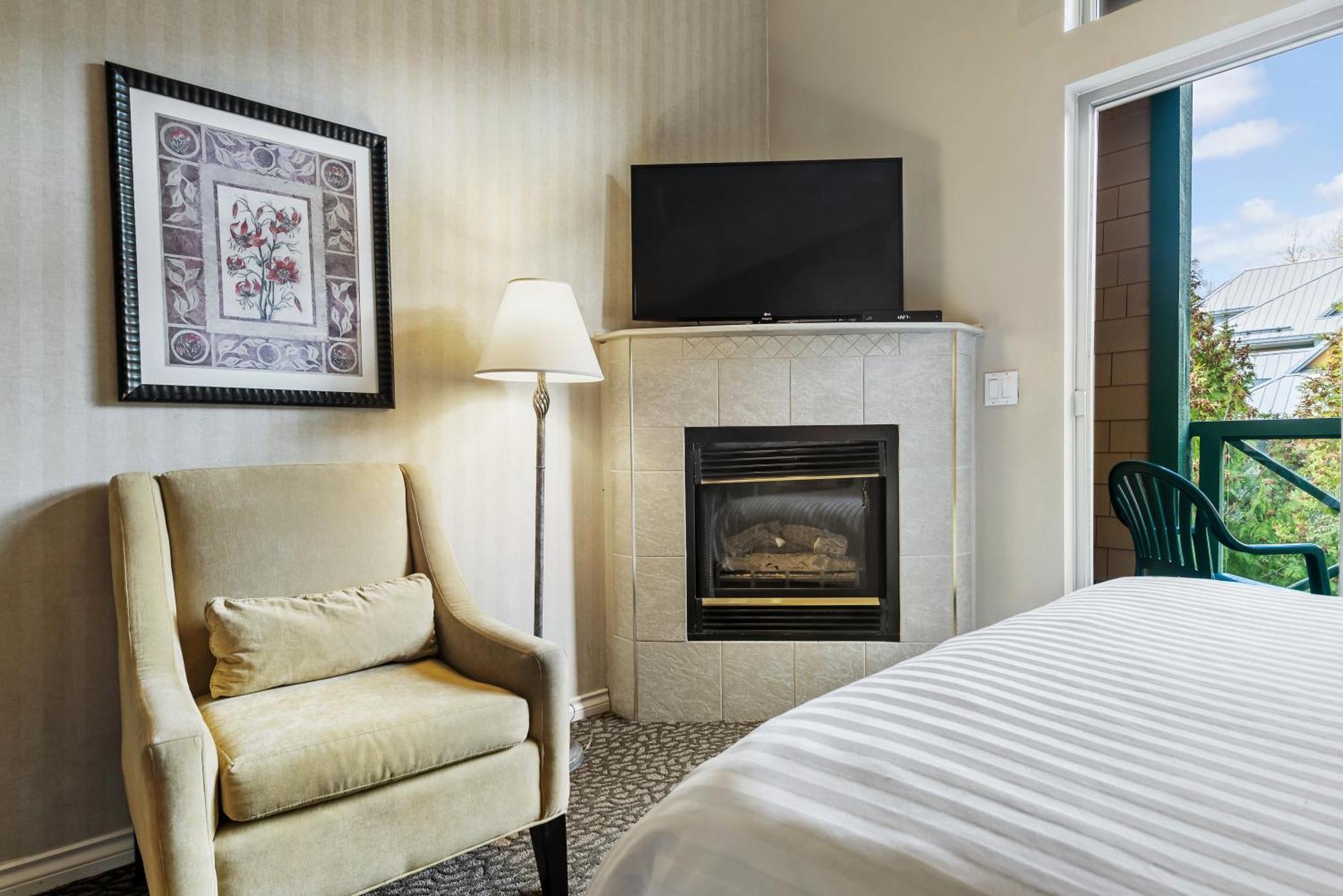 Pinnacle Hotel Whistler Oda fotoğraf