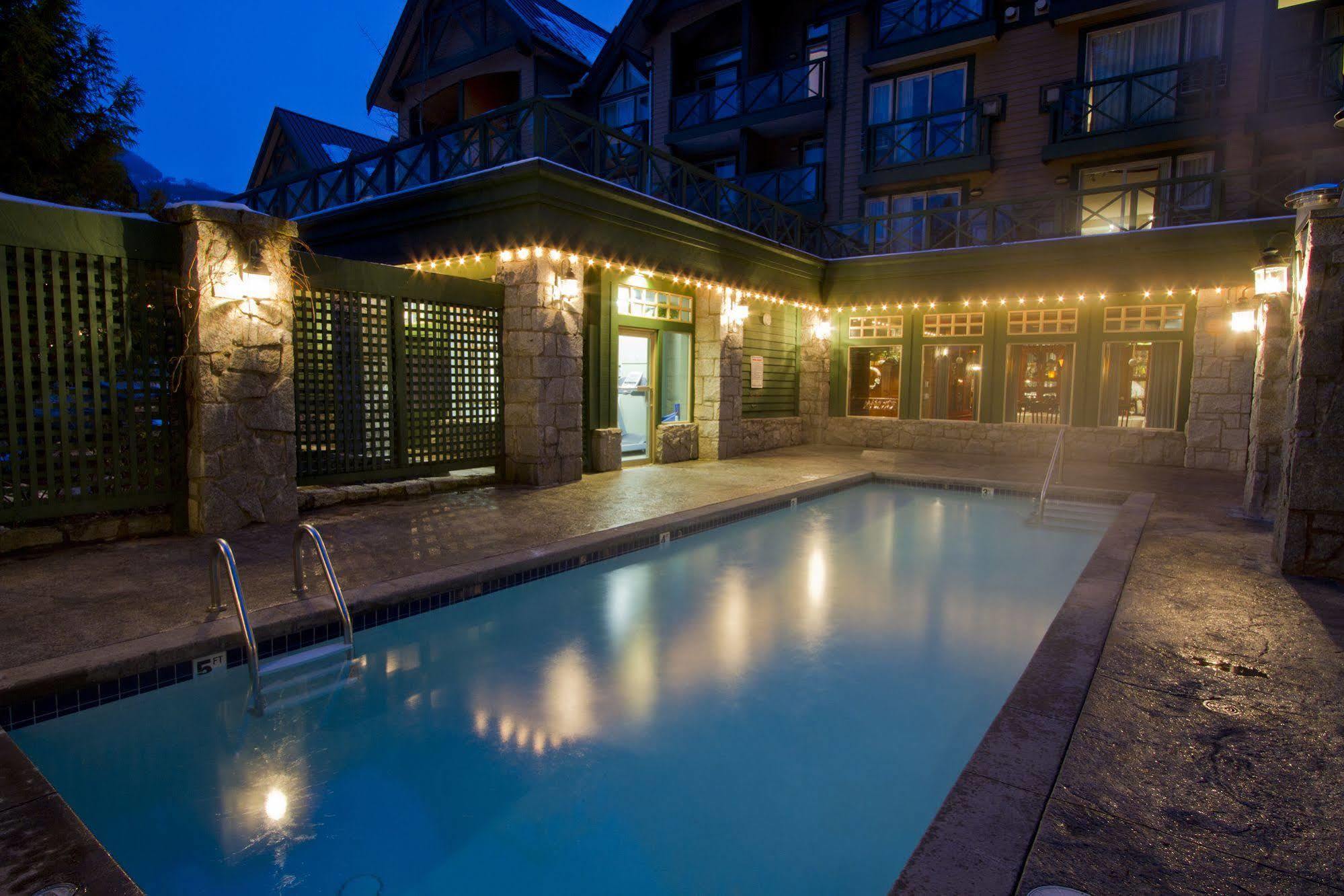 Pinnacle Hotel Whistler Dış mekan fotoğraf